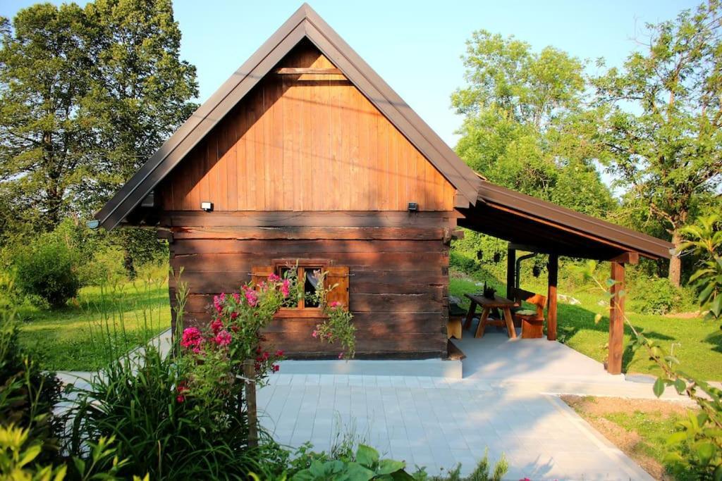 סלוניי Holiday Home The Hive מראה חיצוני תמונה