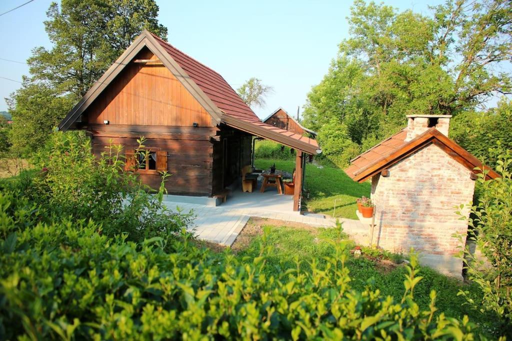 סלוניי Holiday Home The Hive מראה חיצוני תמונה