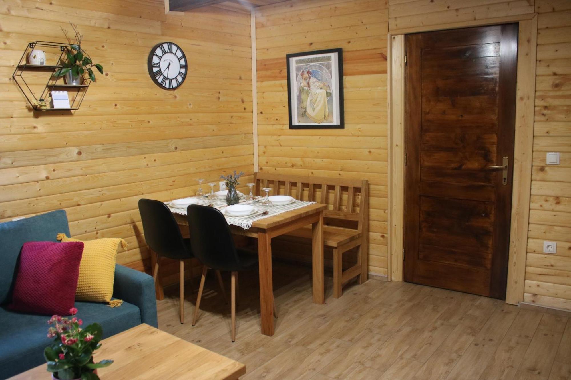 סלוניי Holiday Home The Hive מראה חיצוני תמונה